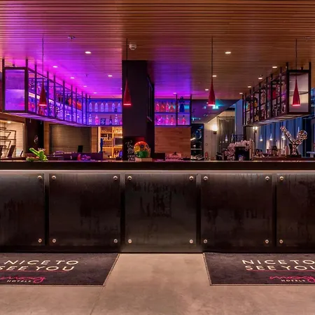 Hotel Moxy Frankfurt Airport