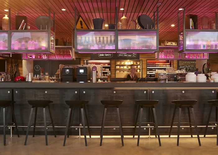 Отель Moxy Frankfurt Airport Франкфурт-на-Майне