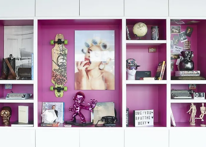 Moxy Frankfurt Airport Hotel Frankfurt am Main